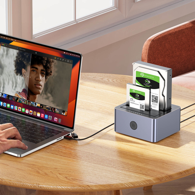 Stacja klonująca Unitek Y-3027GY01-EU do dysków SSD/HDD 2 x SATA 2.5''/3.5'' USB-C 3.2 10Gbps - obraz 10