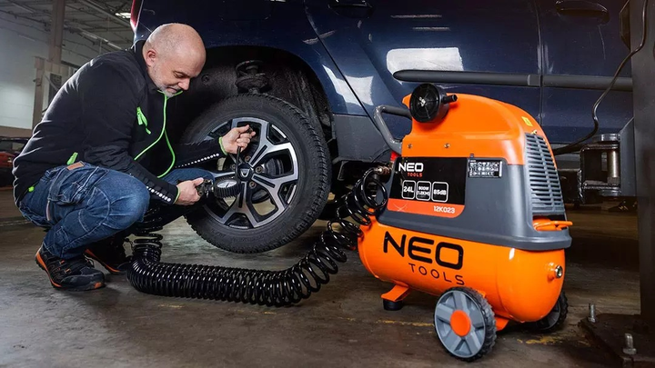 Kompresor olejowy NEO Tools 24 l 12K023 (5907558477313) - obraz 10