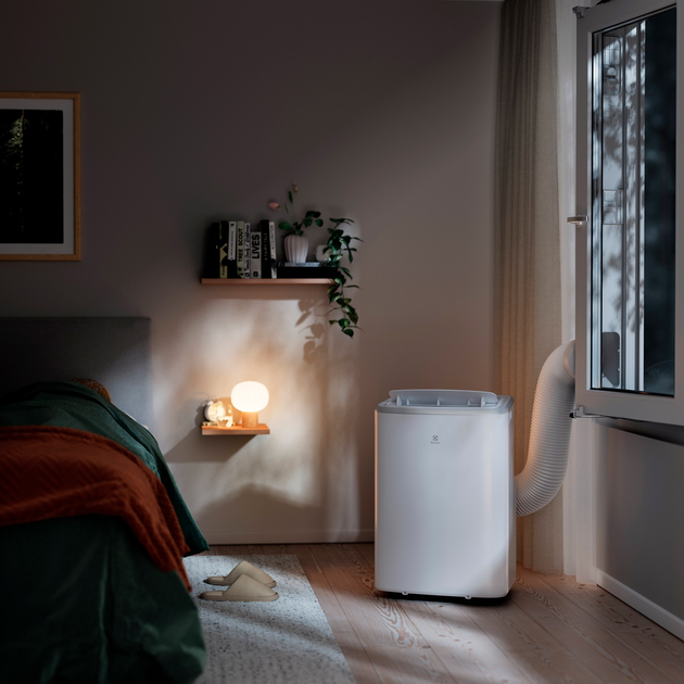 Klimatyzator Electrolux Comfort 600 BTU 9000 (EXP26U339CW) - obraz 6