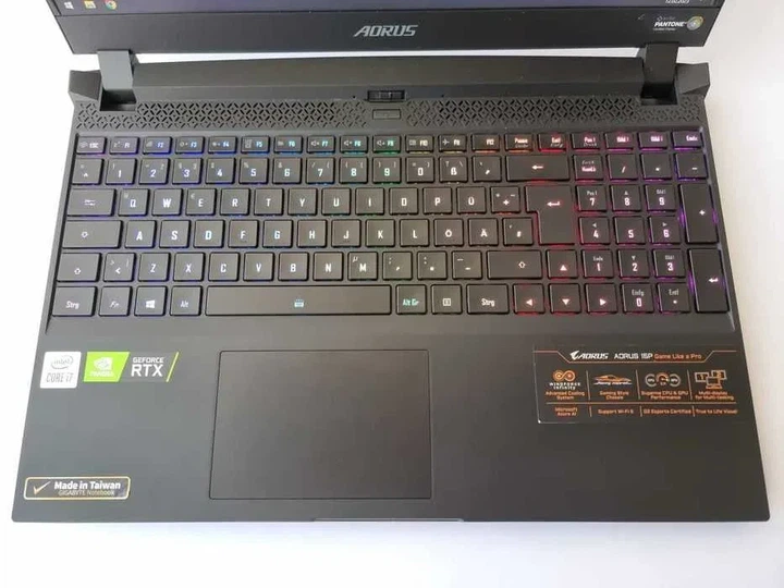 Ноутбук Gigabyte AORUS 15P I7 11800H/RTX 3070/RAM 16GB/SSD 1TB/300Hz Б\В - зображення 4