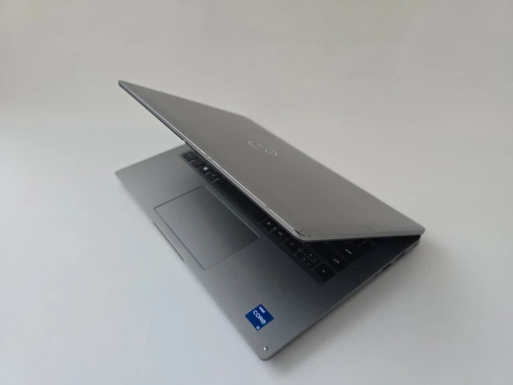 [新品未使用品]DELL Latitude 5440 ⑤ ノートパソコン Amazon.co.jp: Dell Latitude 5440 ノートパソコン 14インチ FHD
