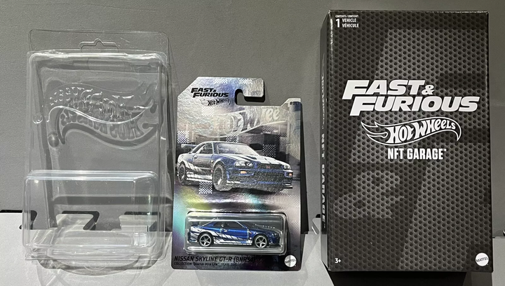 Машинка Premium Hot Wheels Nissan Skyline GT-R (R34) Virtual NFT