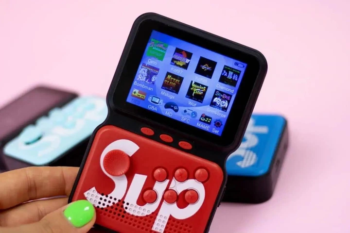 Аккумуляторная портативная игровая консоль GAME SUP 999+ игр 8bit Game Box с возможностью подключения к ТВ 1020 мАч 9,9*6,8*1,2см Красный - изображение 11