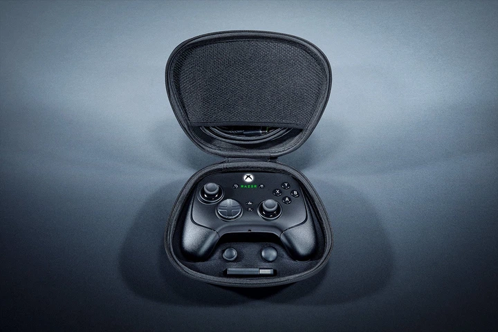 Gamepad Razer Wolverine V3 Pro Black (RZ06-05200100-R3M1) - obraz 11