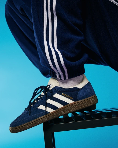 Мужские кеды низкие Adidas Handball Spezial JH5440 42 (8UK