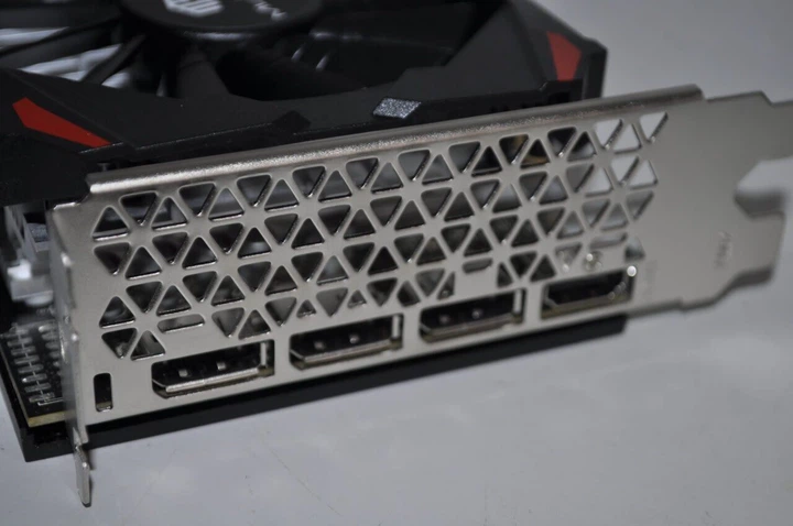 Дискретна відеокарта MLLSE Radeon RX 580, 8 GB GDDR5, 256-bit / HDMI, DisplayPort - Фото 17 Дискретна відеокарта MLLSE Radeon RX 580, 8 GB GDDR5, 256-bit / HDMI, DisplayPort - зображення 17