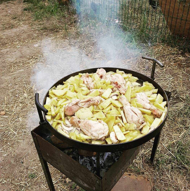 Сковорода с диска бороны 40 см с крышкой и чехлом Садж для гриля для природы - Фото 8 Сковорода с диска бороны 40 см с крышкой и чехлом Садж для гриля для природы - изображение 8