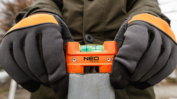 Poziomnica kieszonkowa z zaczepem do paska NEO Tools 71-220 (5907558476088) - obraz 15