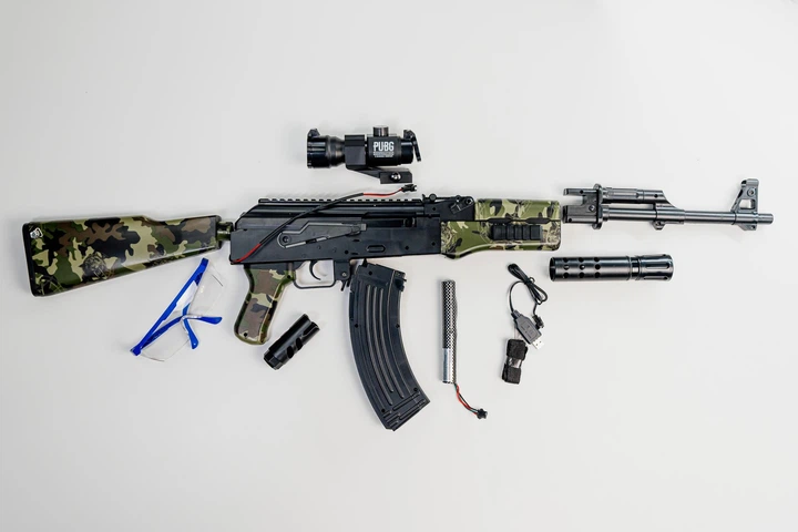 Дитячий іграшковий автомат на орбізах Орбіган AK-47 Чорно-мілітарі гідрогелевими кулями Гель бластер акумуляторний + 500 орбізів - Фото 3 Дитячий іграшковий автомат на орбізах Орбіган AK-47 Чорно-мілітарі гідрогелевими кулями Гель бластер акумуляторний + 500 орбізів - зображення 3