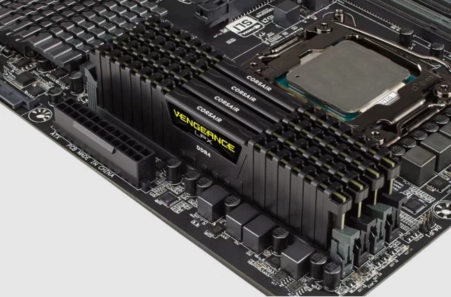Оперативна пам'ять DDR4 64 Gb (3200 MHz) (Kit 16 Gb x 4) Corsair