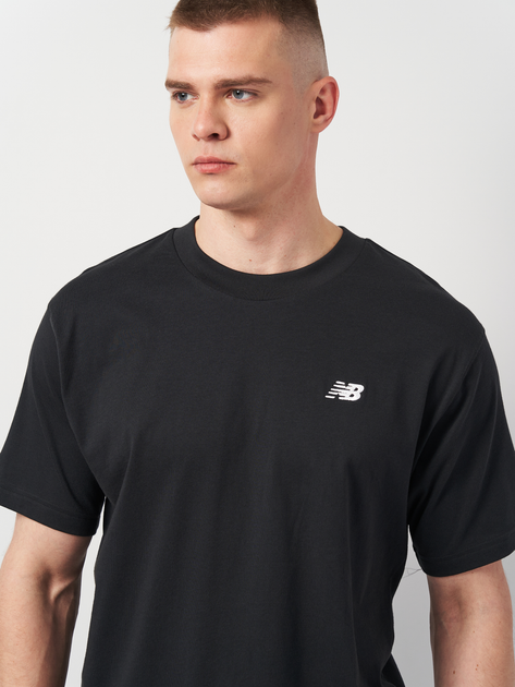 Футболка бавовняна довга чоловіча New Balance Sport Essentials Small Logo MT41509 M Чорна (196941810621) - зображення 4
