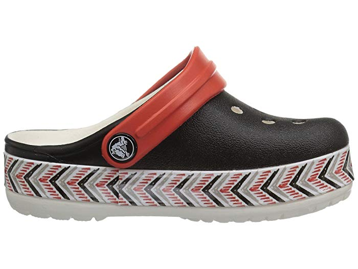 Детские Крокс Крокбенд Чёрные Crocs Drew X Crocband Chevron Clog Black/White (25/26, черный) - Фото 9 Детские Крокс Крокбенд Чёрные Crocs Drew X Crocband Chevron Clog Black/White (25/26, черный) - изображение 9