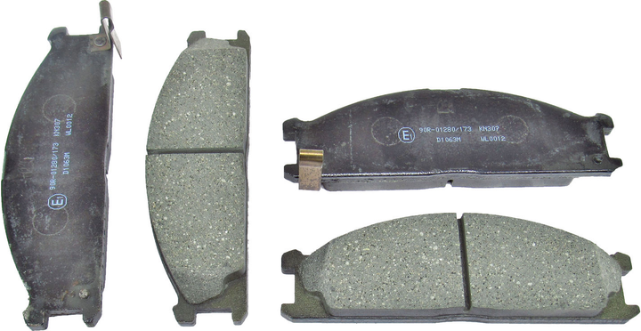 Колодки тормозные Nissan Terano I с90-95г.в. перед. (Kashiyama) C11039 - изображение 1
