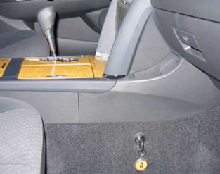 Замок КПП Bear-Lock Toyota Camry 1033R Store Store - изображение 2