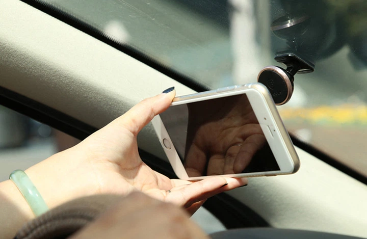 Магнітний тримач для смартфона Baseus Car and Desk Holder Magnetic 360 Rotation (Сріблястий) - Фото 7 Магнітний тримач для смартфона Baseus Car and Desk Holder Magnetic 360 Rotation (Сріблястий) - зображення 7