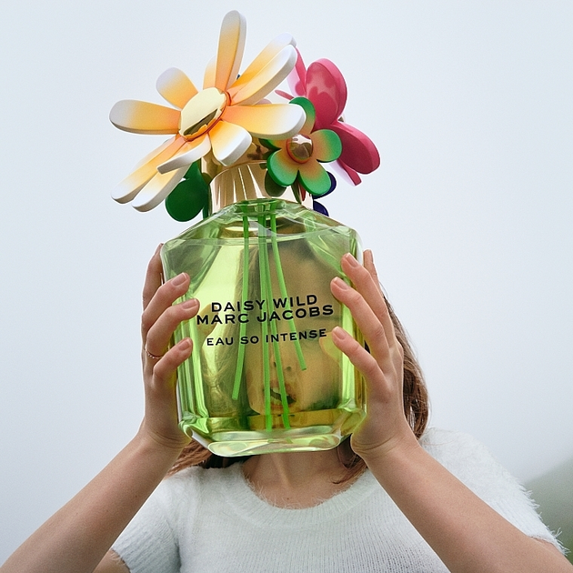Парфумована вода для жінок Marc Jacobs Daisy Wild Eau So Intense 30 мл (3616305033031) - зображення 4