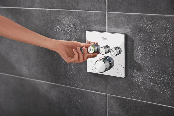 Душова система скрытого монтажу на 3 виходи з термостатом Grohe Grohtherm SmartControl (34864000) - Фото 4 Душова система скрытого монтажу на 3 виходи з термостатом Grohe Grohtherm SmartControl (34864000) - зображення 4