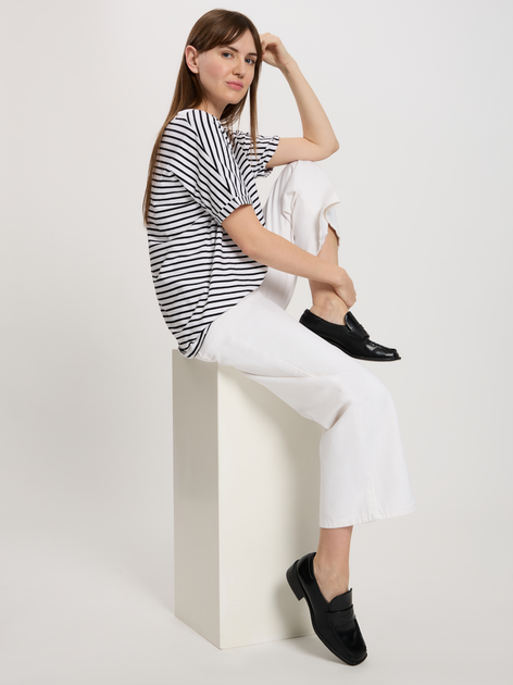 T-shirt damski bawełniany w paski w serek Cross Jeans 56190-008 S Biały (8697319732764) - obraz 3
