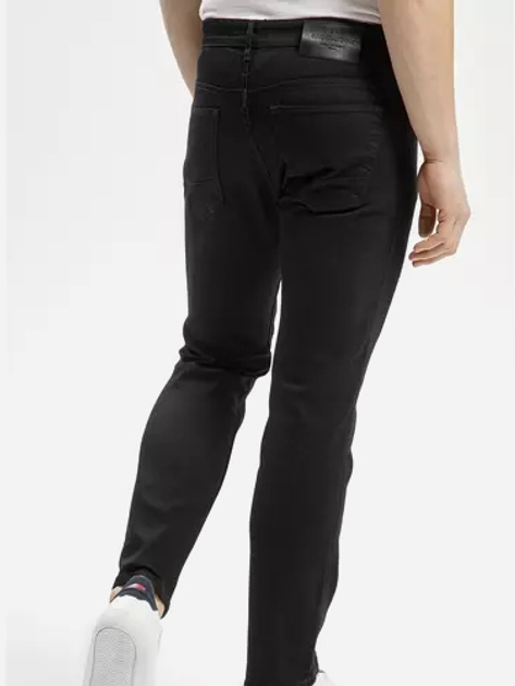 Джинси Regular Fit чоловічі Cross Jeans C 132-017 32-32 Чорні (8699438815731) - зображення 2
