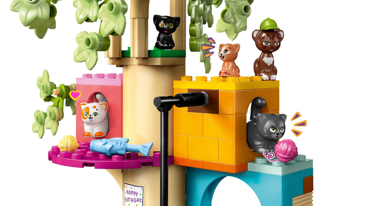 Конструктор LEGO Friends Вечірка з нагоди дня народження кота та будиночок на дереві 321 деталь (42666)  - зображення 10