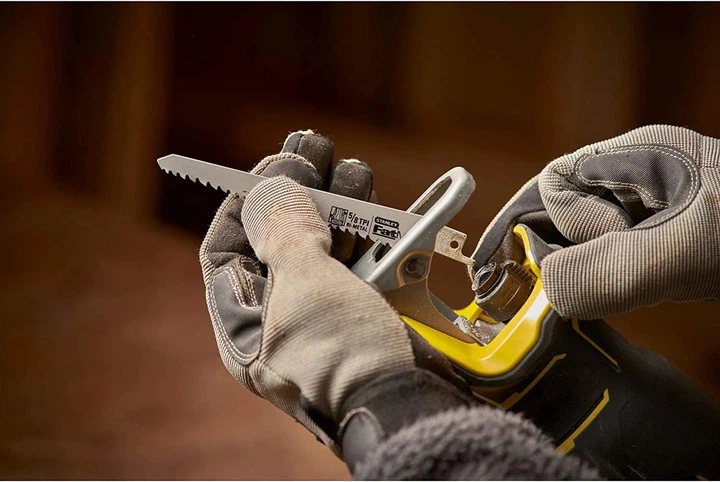 Пила сабельная аккумуляторная Stanley FatMax 18В (V20) Li-Ion, 3200 ход/мин SFMCS310B - изображение 7