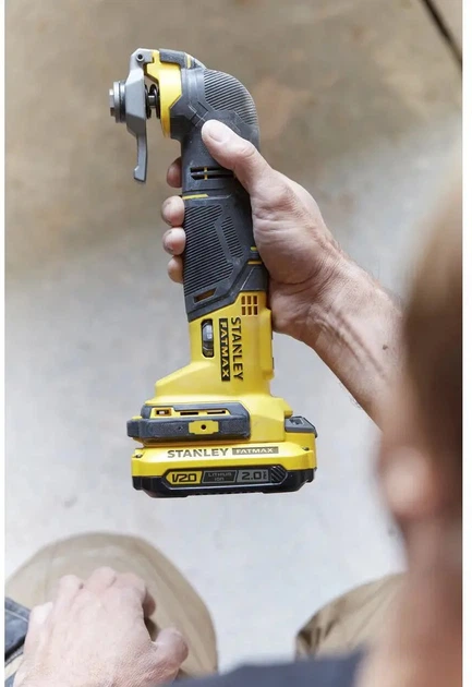Многофункциональный инструмент аккумуляторный Stanley FatMax 18В, Li-Ion, 8000-18000 об/мин, 2*2 Ач и зарядное устройство SFMCE500D2K - изображение 4