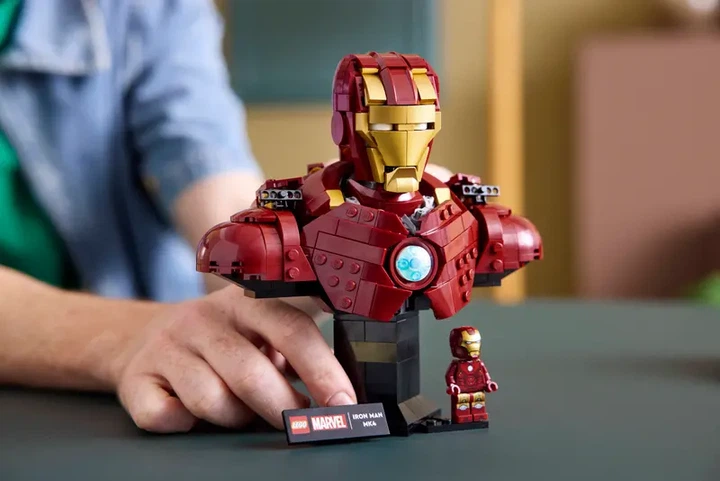 Конструктор LEGO Marvel Бюст Железного Человека MK4 436 элементов (76327) - Фото 8 Конструктор LEGO Marvel Бюст Железного Человека MK4 436 элементов (76327) - изображение 8