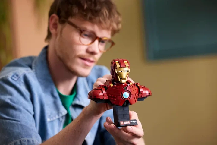 Конструктор LEGO Marvel Бюст Железного Человека MK4 436 элементов