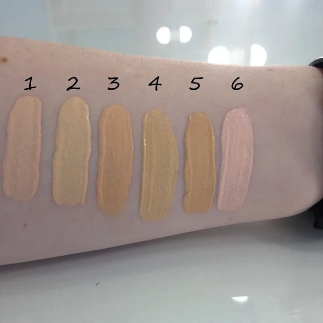 Консилер-коректор світловідбивний Paese Clair Brightening Concealer 01 Light Beige 6 мл - изображение 2