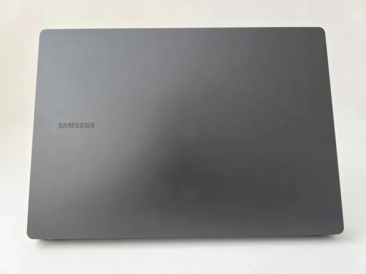 Ноутбук Samsung Galaxy Book3 Ultra I9 13900H/RTX 4070/RAM 16GB/AMOLED Б\В - зображення 7