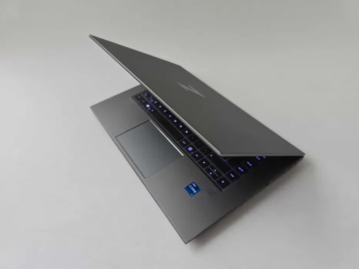 Ноутбук HP ZBook Studio 15 G8 I7 11800H/RTX 3070/RAM 32GB/SSD 1TB/WIN 11 Pro Б\В - зображення 5