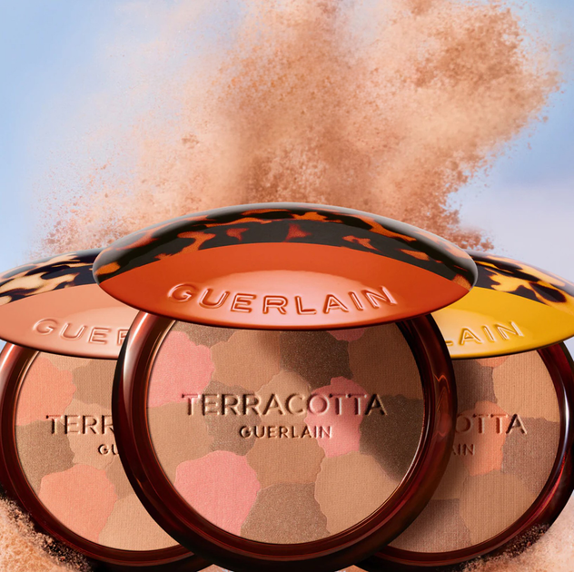 Puder brązujący Guerlain Terracotta Light Limited Edition rozświetlający 01 Light Warm 10 g (3346470442801) - obraz 6