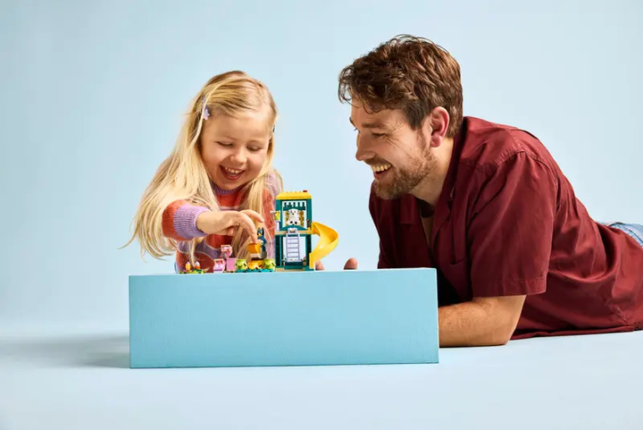 Zestaw klocków LEGO Blue i Łatko na placu zabaw 104 elementy (11201) - obraz 8