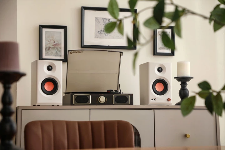 Edified MR3 WH ホワイト Edifier公式｜高解像度音質と多彩な機能を備えたEdifier MR3