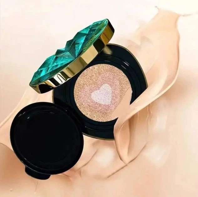 Трехцветный тональный кушон TUZ Drawshe Emerald Crystal Glow увлажнение сменный блок 24 г - Фото 3 Трехцветный тональный кушон TUZ Drawshe Emerald Crystal Glow увлажнение сменный блок 24 г - изображение 3