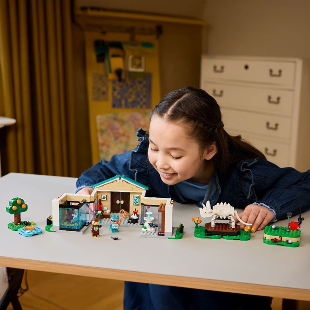 Конструктор LEGO Animal Crossing Блатерс та музейна колекція 543 деталі 77056 (5702017815947) - зображення 5