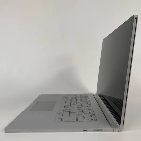 Ноутбук-трансформер Б-класс Microsoft Surface Book 2 / 15" (3240x2160) IPS Touch / Intel Core i7-8650U (4 (8) ядра по 1.9 - 4.2 GHz) / 16 GB DDR3 / 256 GB SSD / nVidia GeForce GTX 1060, 6 GB GDDR5, 192-bit / USB Type-C / WebCam б/у - изображение 5