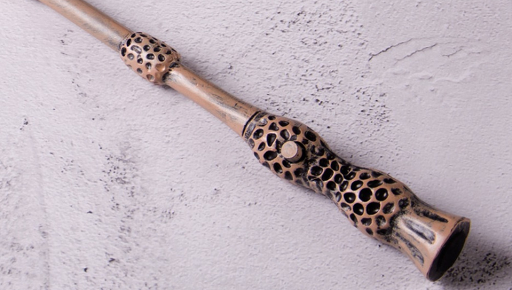 Чарівна Палочка Magic Wand Harry Potter Альбуса Дамблдора з Ліхтариком - Фото 5 Чарівна Палочка Magic Wand Harry Potter Альбуса Дамблдора з Ліхтариком - зображення 5