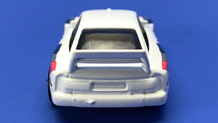 Машинка Базовая Hot Wheels AUDI '90 Quattro Retro Racers 1:64