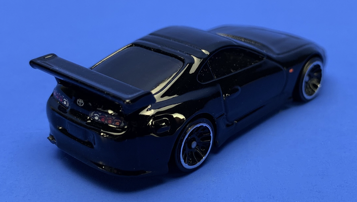 Тематическая Машинка Hot Wheels Toyota Supra Fast & Furious 1:64