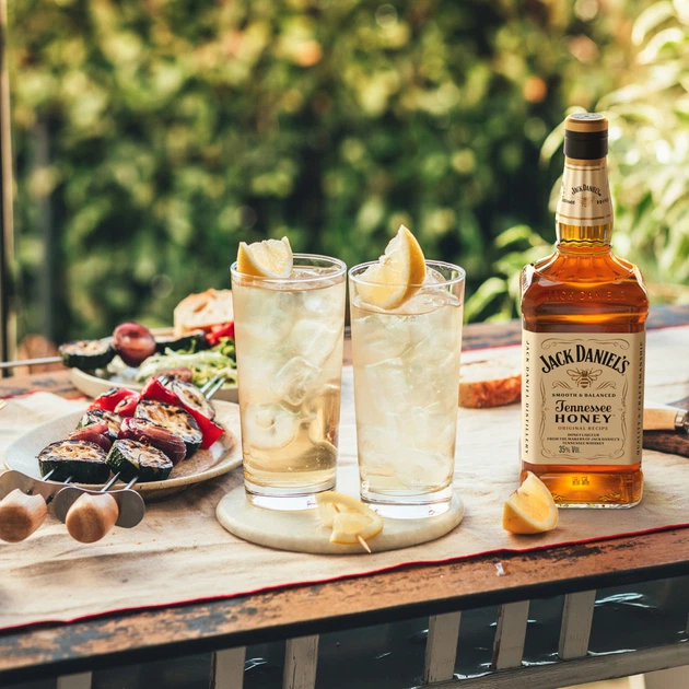 エルセーヌ　ドリンク　1stエクセレント ゴージャス&ビューティドリンク Ликер Jack Daniel's Tennessee Honey 1 л 35% (5099873046968) – фото