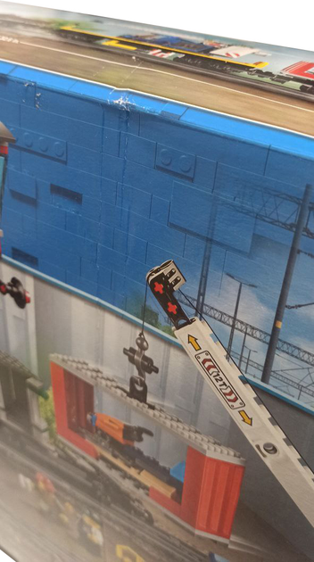 Zestaw klockow LEGO City Pociag towarowy 1226 elementow (60198) (955555910349362) - Outlet - obraz 2