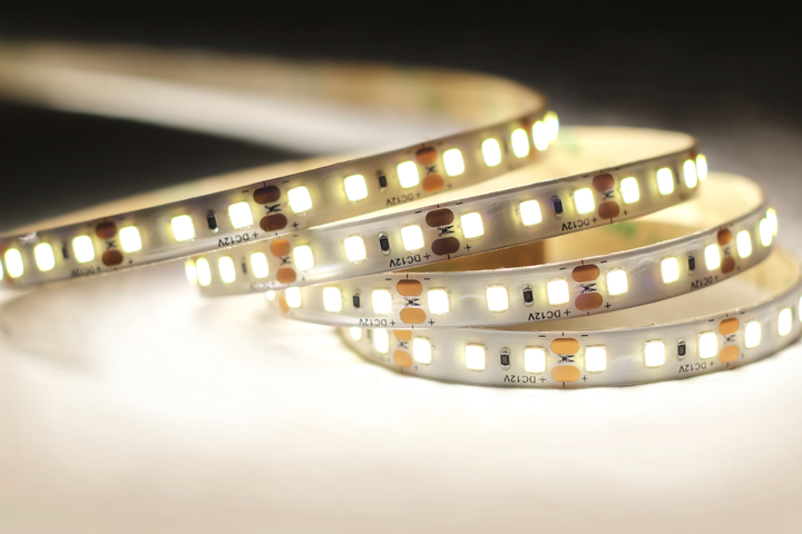Taśma LED MW Power 12V 120 LED SMD2835 4000K IP33 50 m (5902135156681) - obraz 2