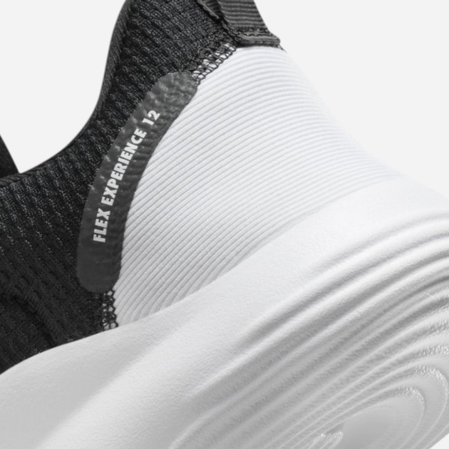 Чоловічі кросівки для бігу Nike Flex Experience Rn 12 DV0740-004 45 (11US) Чорні з білим (196975885695) - зображення 7