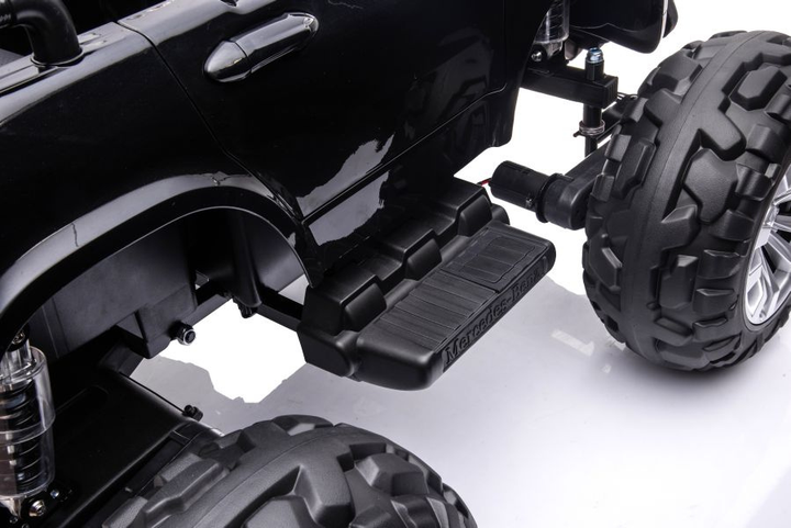 Електромобіль для дітей Lean Toys Mercedes DK-MT950 4x4 лакований Чорний (5904204756914) - зображення 5