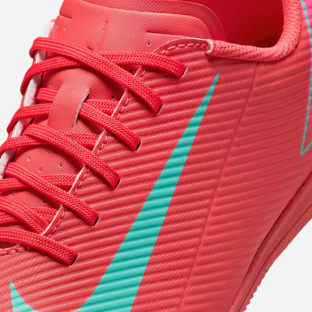Підліткові футбольні бутси футзалки для хлопчика Nike Jr Vapor 16 Club Ic FQ8289-800 38.5 (6Y US) Червоні (197602978650) - зображення 6