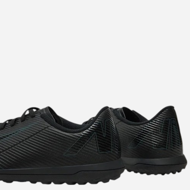 Підліткові футбольні бутси сороконіжки для хлопчика Nike Jr Vapor 16 Club Tf FQ8287-002 36.5 (4.5Y US) Чорні (197597326917) - зображення 4