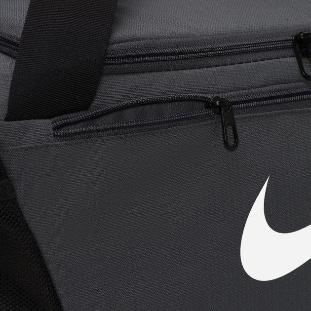Спортивна сумка тканинна Nike Nk Brsla S Duff - 9.5 (41L) DM3976-026 Чорна (195244773831) - зображення 6