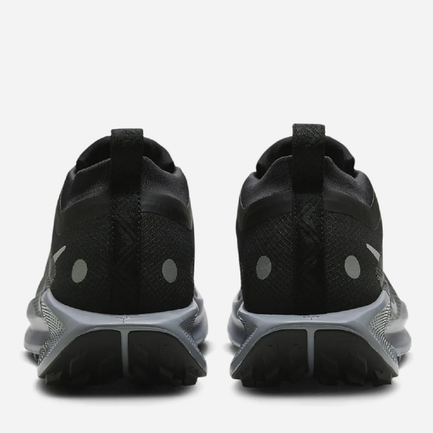Жіночі кросівки для бігу з Gore Tex Nike W Pegasus Trail 5 Gtx FQ0912-001 39 (8US) Чорні (197597072302) - зображення 4