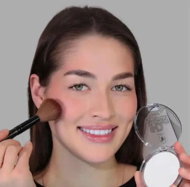 Пудра прозрачная для фиксации макияжа Triumf HD Matte Transparent fixing Compact Powder CTP-25 - изображение 2
